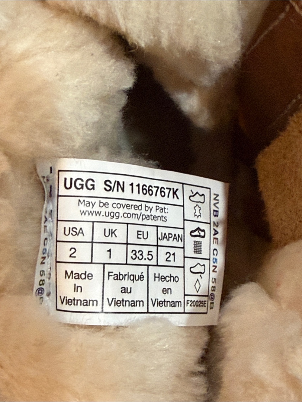 Girls UGG Mid Height Boots (2) - Picture 10 of 10